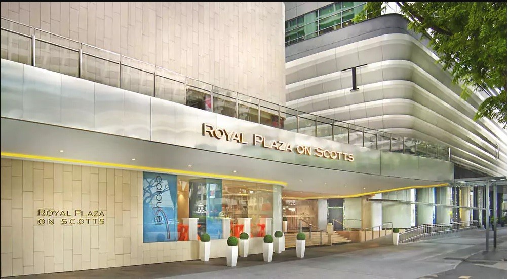 Restaurant Royal Plaza Scotts Singapore 